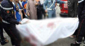 صادم:شاب يُصوِّب خنجرا نحو عنق والدته فيرديها قتيلة مضرجة في دمائها