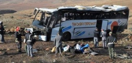 عااجل وخطير:انقلاب حافلة لنقل السجناء يستنفر الأمن والدرك الملكي