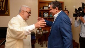 بنكيران يلتقي أخنوش والعنصر في سرية تامة، هل هي بوادر انفراج في الأزمة؟