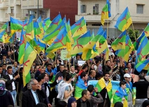 (+الصورة)نشطاء أمازيغ غاضبون بسبب هذه الصورة