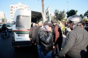 هام:إلى شدوك البوليس أو الجوندارم بتهمة معينة هكذا يجب عليك أن تتصرف وهذه هي الحقوق التي يضمن لك القانون