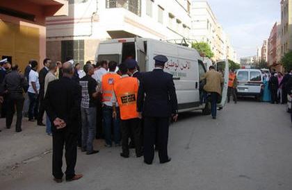 فضيحة مدوية بأكادير:تفاصيل اغتصاب أب وحشي لابنتيه  يوميا بعد تخدير والدتهما