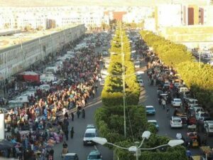 انزكان:معركة تحرير الملك العمومي مستمرة، والباعة المتجولون يصفونها بالانتقائية