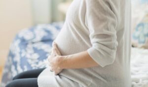 اكتئاب الحمل يصيب الرجال أيضا