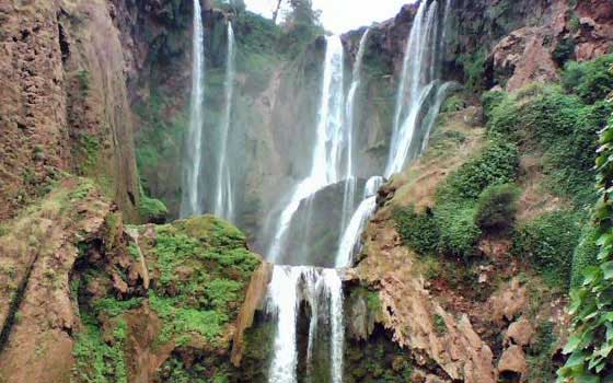 +فيديو رائع: الأمطار الأخيرة تعيد الحياة لشلالات إيموزار بأكادير  في مشهد باروماكي