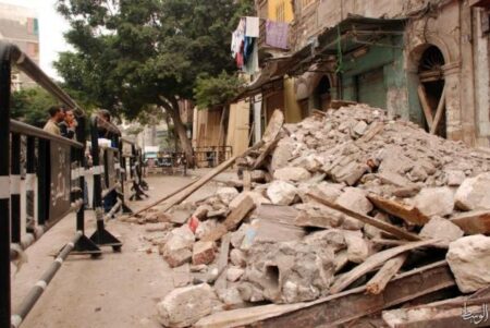 قتلى و إصابات خطيرة في انهيار منزل بشكل مفاجىء، والحادث يستنفر الأجهزة الرسمية