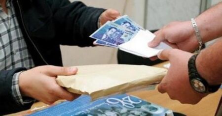 الحبس النافذ لموظف جماعي ضبط وهو يتسلم رشوة من مقاول وهذه هي التفاصيل