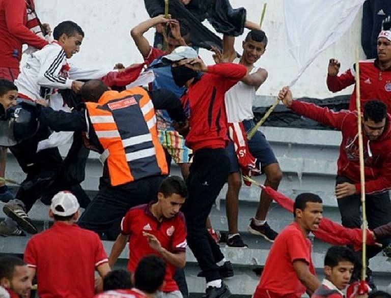 مضاربة “خايبة” بين الوداديين في الغابون.. والأمن يعتقل عددا منهم