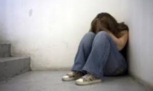 صادم بالصور:شاب اغتصب فتاة عشرينية في “كراج” قبل زواجه بساعات