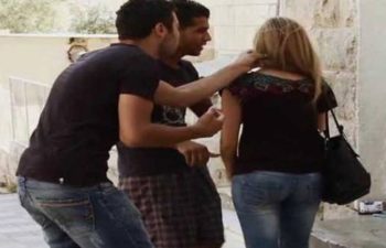 صراع خطير بين أسرتين بواسطة الأسلحة البيضاء بسبب التحرش ببنت الجيران