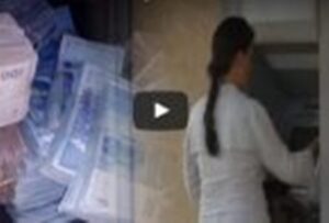 (+فيديو)خادمة فقيرة من تيزنيت تتفاجأ بمليار سنتيم بحسابها البنكي