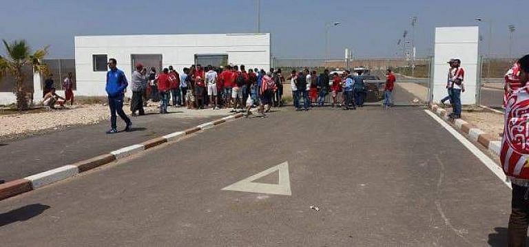 تنقيط المشبوهين ببوابات الملاعب ومنع كل من لا يتوفر على البطاقة الوطنية من الدخول