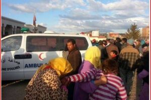 حادثة سير بين شاحنة تحمل عاملات فلاحيات وسيارة ترسل 18 شخصا إلى المستعجلات في حالة حرجة