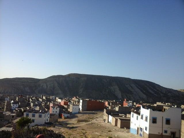 جماعة أورير تخالف مقتضيات الدستور و تحرم ساكنة “تافرات “من الربط بالماء والكهرباء