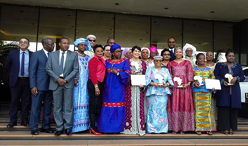 أكادير 24 تتوصل بأولى  صور تكريم الوالي العدوي في باماكو