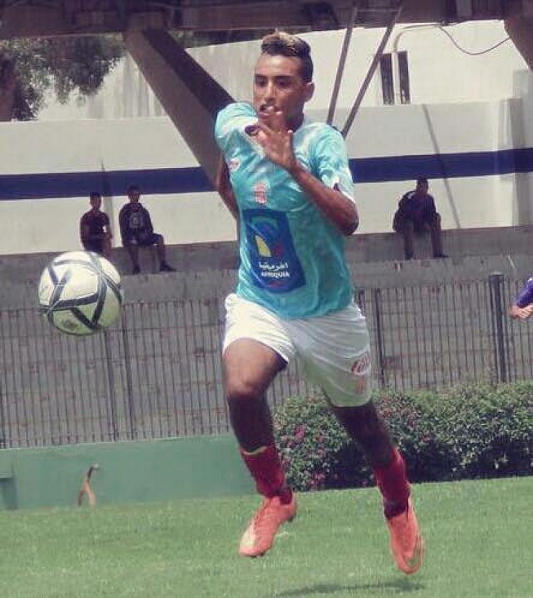 لاعب من امل الحسنية يسافر للامارات في غفلة من مسؤولي النادي ؟؟؟؟ …