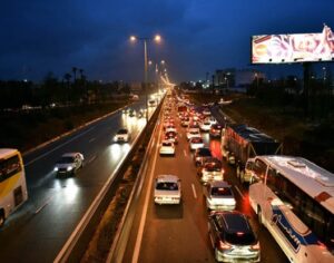 محطة الأداء في اتجاه مدينة أكادير تختنق لهدا السبب: