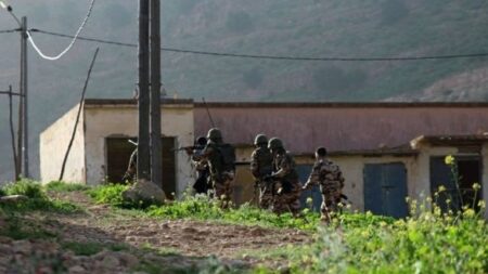 "تبادلان إطلاق النار" بين الجيش المغربي والمارينز الأمريكي بأكادير.