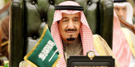 عاجل:ملك السعودية ينجو من محاولة اغتيال. عاجل:ملك السعودية ينجو من محاولة اغتيال.