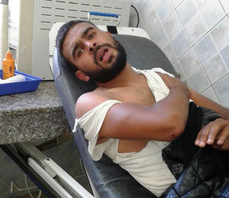 “مخزني كوسطو” بإنزكان يكسر شابا يتيما بعيل أسرة مكونة من ستة أفراد