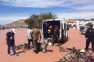 سلطات أكادير تحرّر الملك العمومي في الكورنيش