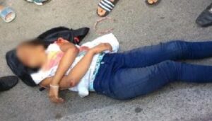 (+فيديو)صراخ وعويل في انقلاب سيارة على متنها 3 فتيات بالطريق السيار أكادير مراكش 8 1 103