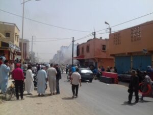 عاجل بالصور:حريق مهول يأتي على محل لبيع المفروشات المنزلية بأكادير 6 1 20
