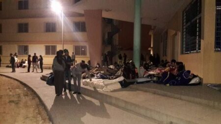 طالبات يبتن في العراء خوفا من الاغتصاب بداخلية المؤسسة