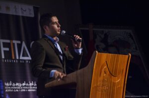 لهذا السبب بكى مدير مهرجان “فيتاس” أمام جمهور وضيوف مدينة أكادير