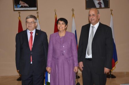 بالصور:والي أكادير تصف عبد اللطيف عبيد ب"القنصل الرزين" في حفل تنصيبه قنصلا شرفيا عاما لروسيا بجهة سوس ماسة