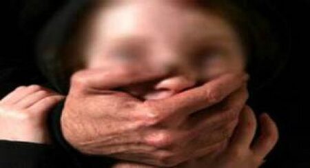 "القصة الكاملة" هذا ما حدث أثناء اقتحام شاب ثانوية بأكادير محاولا اختطاف تلميذة أعجبته..