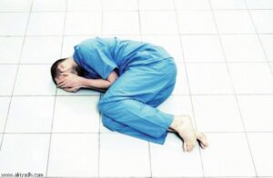 إيداع طبيب بالمستعجلات جناح الأمراض العقلية بعدما رفع دعوى قضائية ضد مدير المستشفى الذي كان يشتغل به