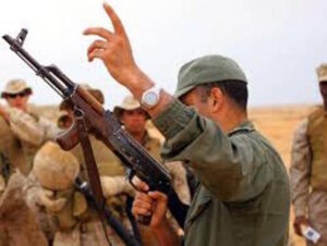 مثير:الجيش يطلق الرصاص على عصابة حاولت الاستيلاء على أسلحة نارية من ثكنة عسكرية بالقوة ويسقط عددا من المصابين