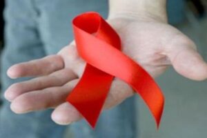 سابقة: باحث مغربي يتمكن من تطوير علاج يقضي على فيروس السيدا