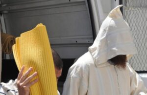 فضيحة:الأمن يضبط واعظا دينيا متلبسا بحيازة 14 كيلو غرام من الحشيش