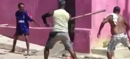 مرة أخرى مهاجرون كاميرونيون يكبلون حارسا ويقتلونه بغرض سرقة محل تجاري معطيات جديدة صادمة