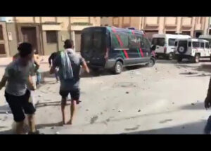 عاجل:مسيرات الغضب تنطلق بالحسيمة وسط تطويق للأجهزة الأمنية لمختلف الأحياء والشوارع.