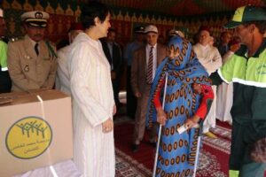 والي أكادير تعطي انطلاقة عملية القفة الرمضانية من جماعة أمسكروض