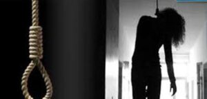 شابة تضع حدا لحياتها شنقا داخل منزل أسرتها