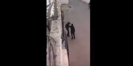 (+فيديو خطير)الفايسبوك يقود رجال الأمن بإنزكان إلى توقيف مهدد المارة بالسلاح الأبيض (+فيديو خطير)الفايسبوك يقود رجال الأمن بإنزكان إلى توقيف مهدد المارة بالسلاح الأبيض