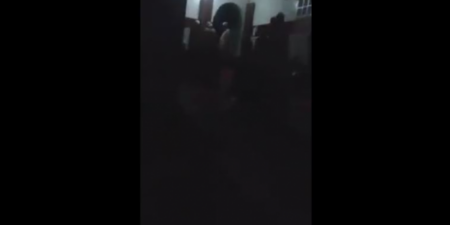 واقعة الزفزافي داخل المسجد كادت تتكرر ..مصلون ينتفضون في وجه إمام مسجد بعد دعوته للحفاظ على أمن الوطن وتجنب الفتنة