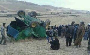انقلاب آلة حصاد يتسبب في فاجعة حقيقية وهذا عدد الضحايا