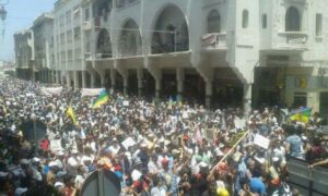 شعارات قوية ضد الدولة في مسيرة للتضامن مع معتقلي “حراك الريف”