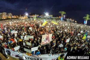 زخم الاحتجاجات ينتقل من الحسيمة إلى امزورن