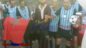 بالفيديو:فريق كرة القدم بتارودانت يفوز ب "بقرة حلوب" وفايسبوكيون "يقشبون" على هذه الجائزة الغريبة 1 1 230 2