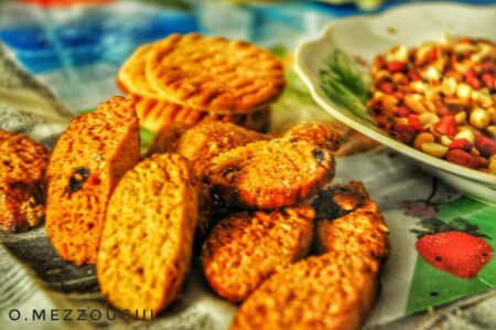 فى أول يوم عيد الفطر.. نصائح تجنبك مشاكل الجهاز الهضمي