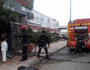 "انفجار محول"يهز قاعة للرياضات قبل موعد الإفطار 2 IMG 8230
