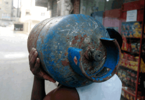 خطير: إزهاق روح شاب بقنينة البوطاكاز الكبيرة، وإيداع جثته مستشفى أكادير