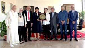 اكادير :فاتن هموزال الحاصلة على أعلى معدل في البكالوريا في ضيافة الوالي العدوي