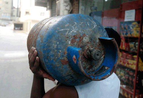 خطير: إزهاق روح شاب بقنينة البوطاكاز الكبيرة، وإيداع جثته مستشفى أكادير